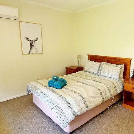 The Convent Boutique Accommodation Hay Bagian luar foto