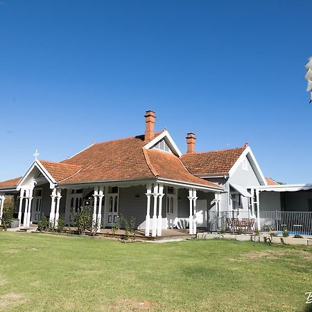 The Convent Boutique Accommodation Hay Bagian luar foto