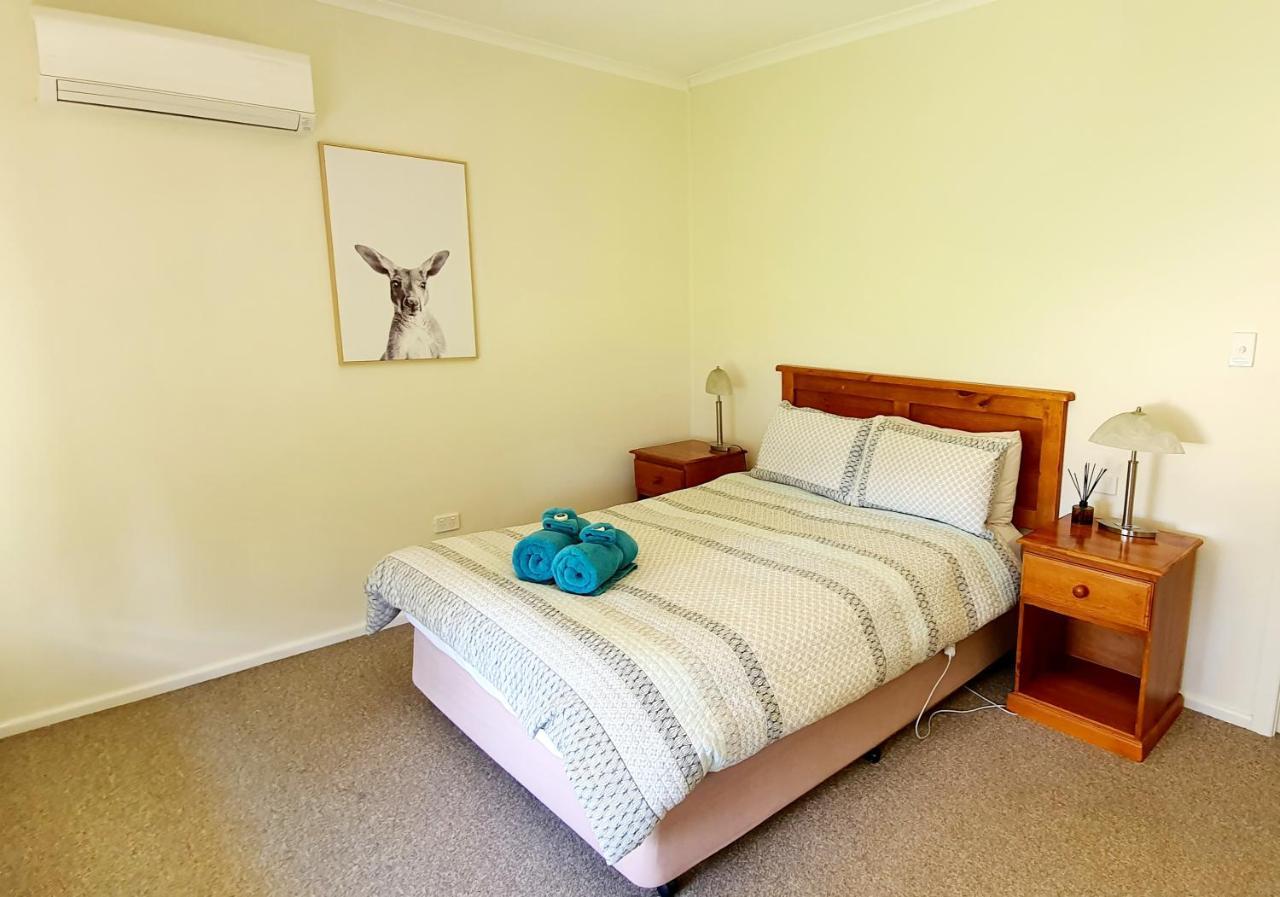 The Convent Boutique Accommodation Hay Bagian luar foto