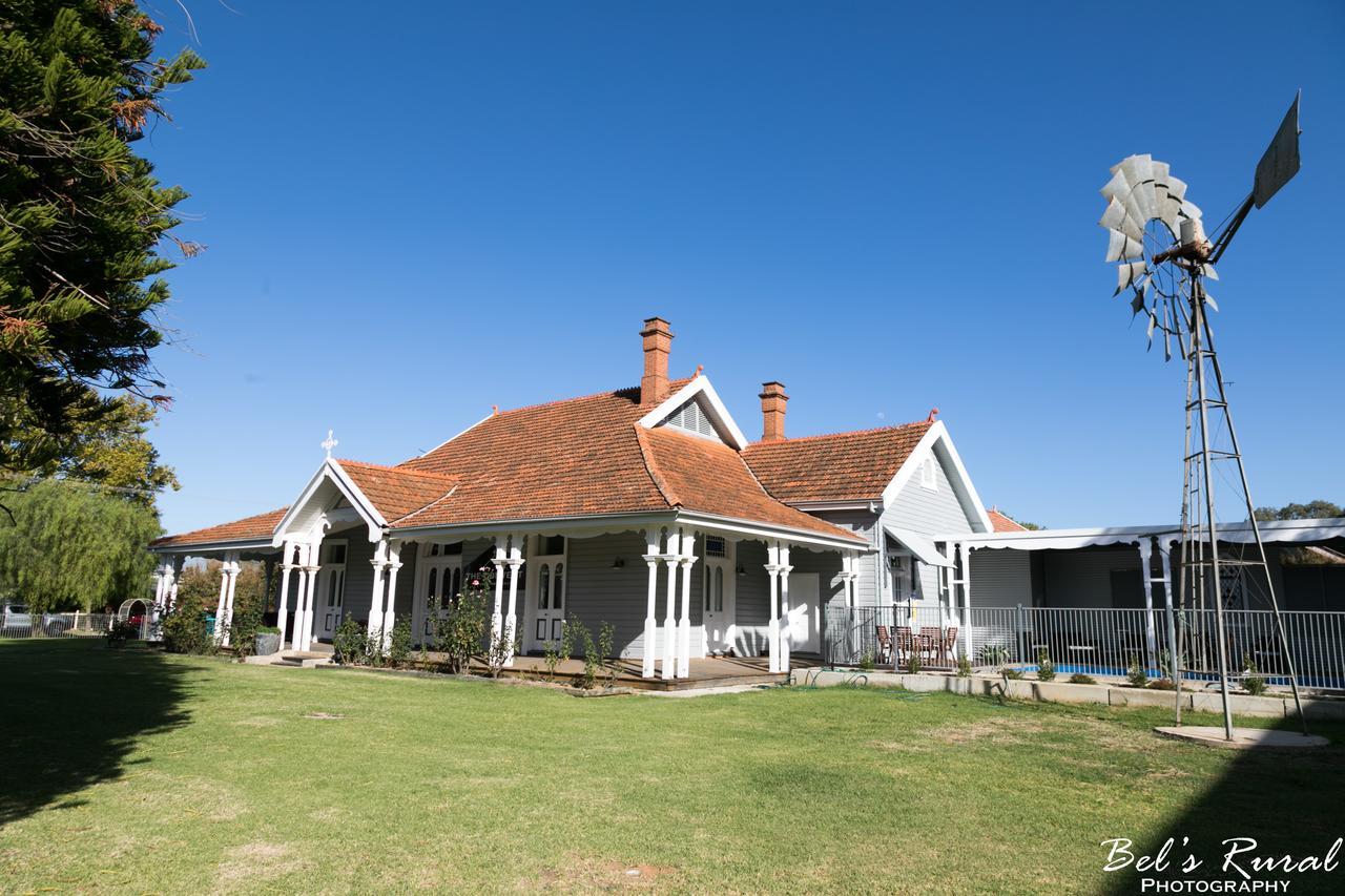 The Convent Boutique Accommodation Hay Bagian luar foto